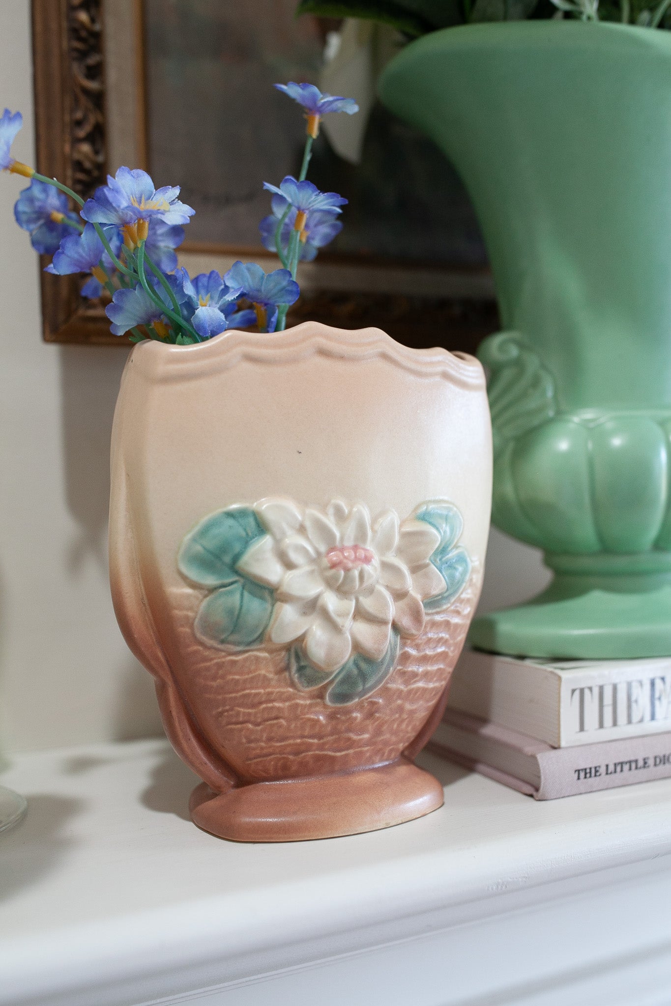 Vintage Hull Vase- Water Lily Vase