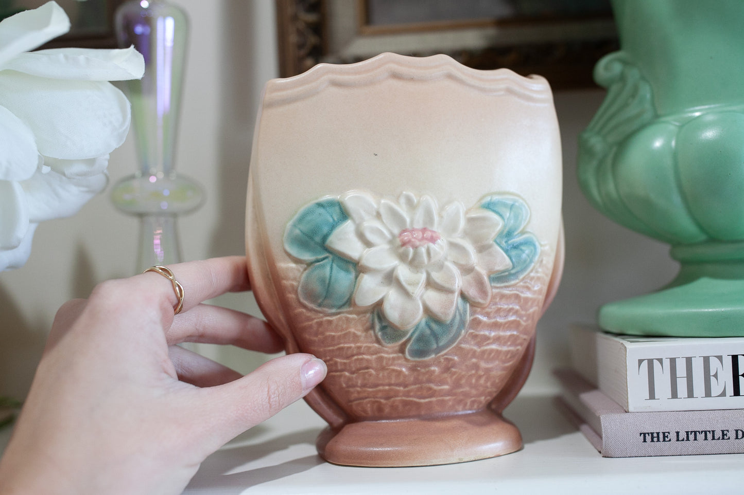 Vintage Hull Vase- Water Lily Vase
