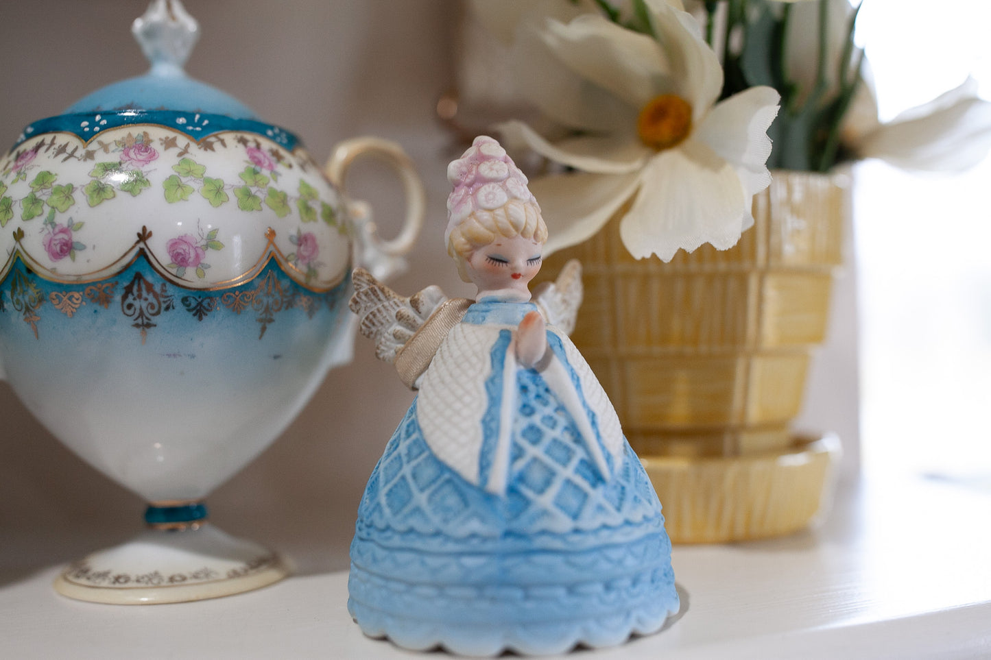 Mid century Lefton Christmas angel bell bee hive hair do