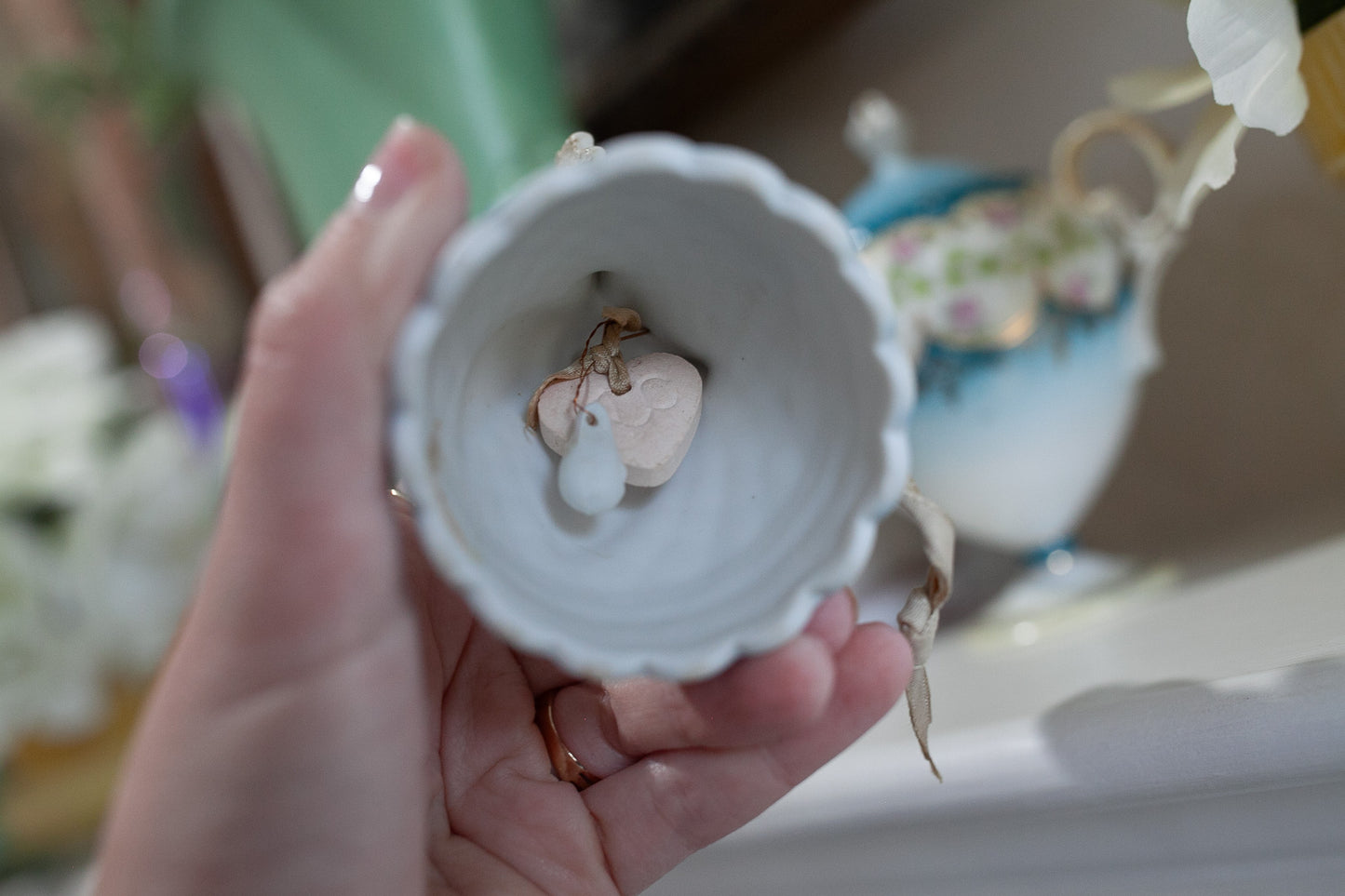 Mid century Lefton Christmas angel bell bee hive hair do