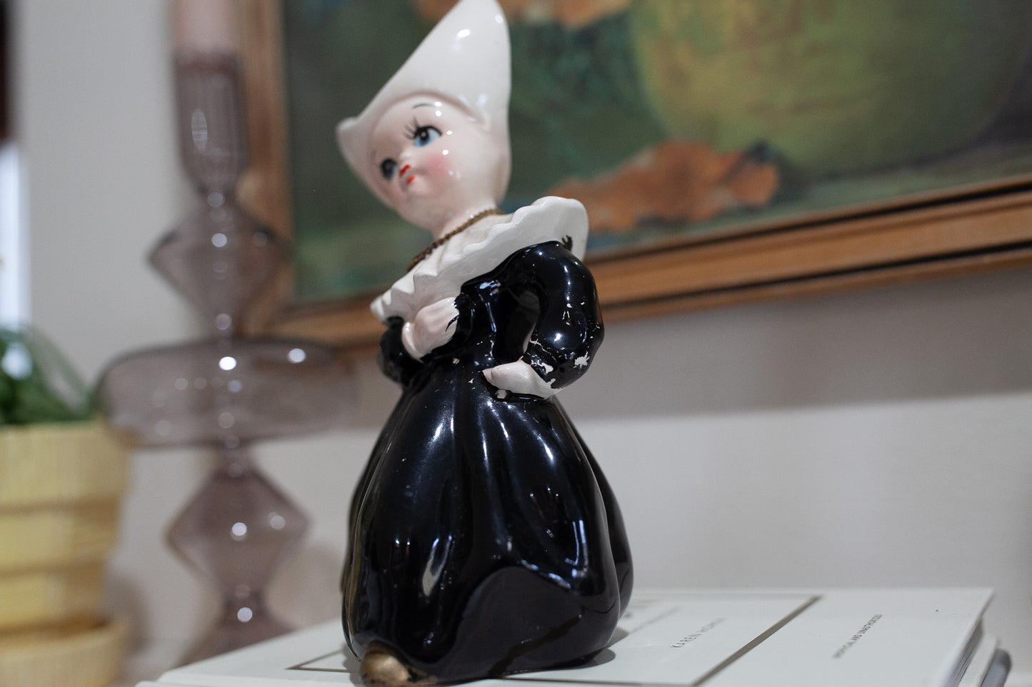 Vintage Nun- Kreiss Nun