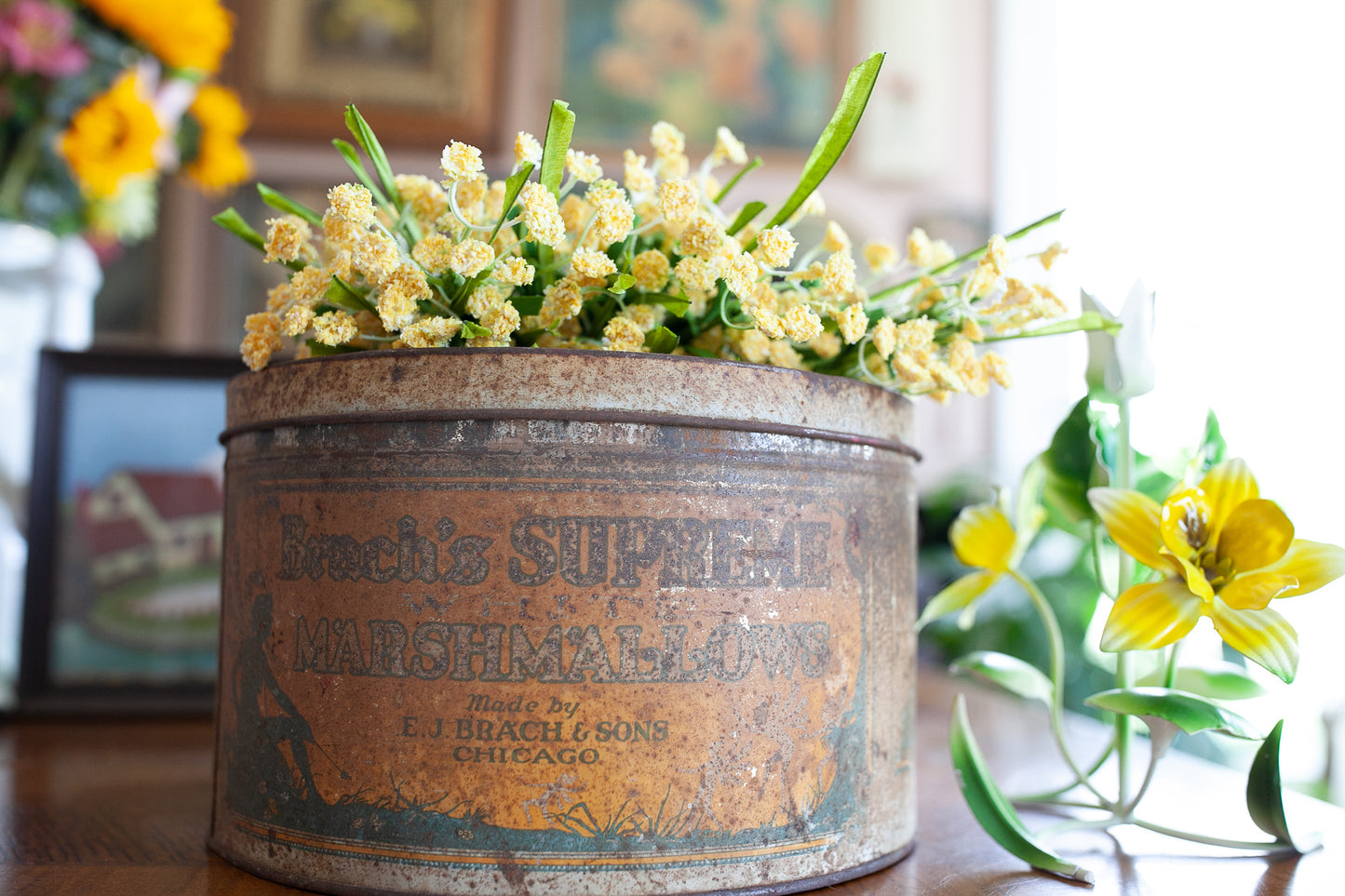 Vintage Marshmallow Tin - Brach's Supreme Marshmallows