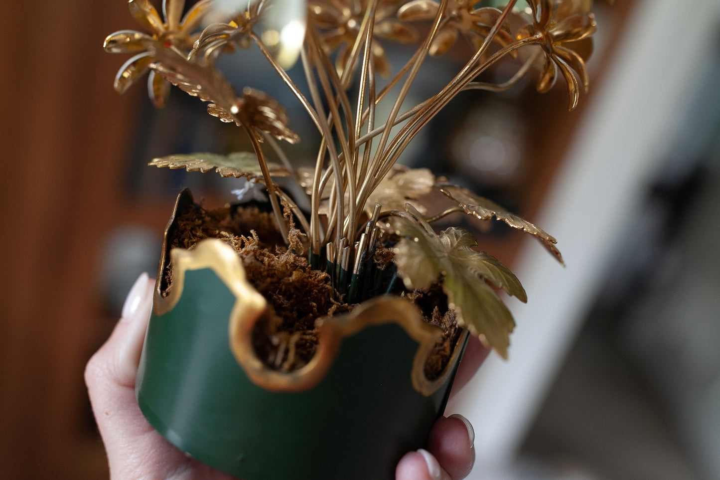 Vintage Metal Flowers- Daisy - Flower Arrangement