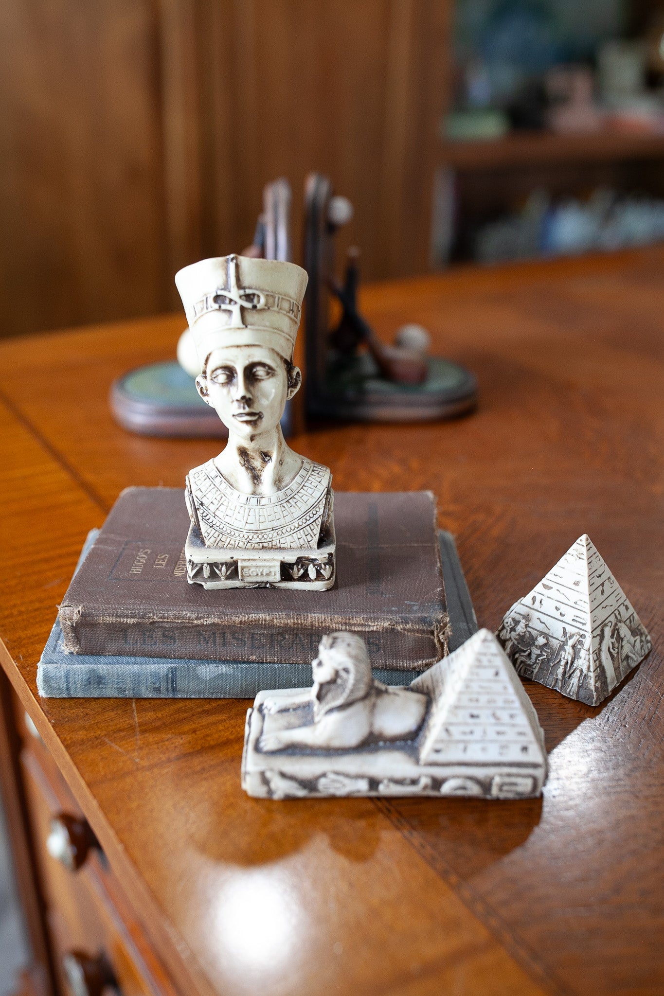 Egyptian Decor - Statues - Pyramid - Vintage Souvenirs