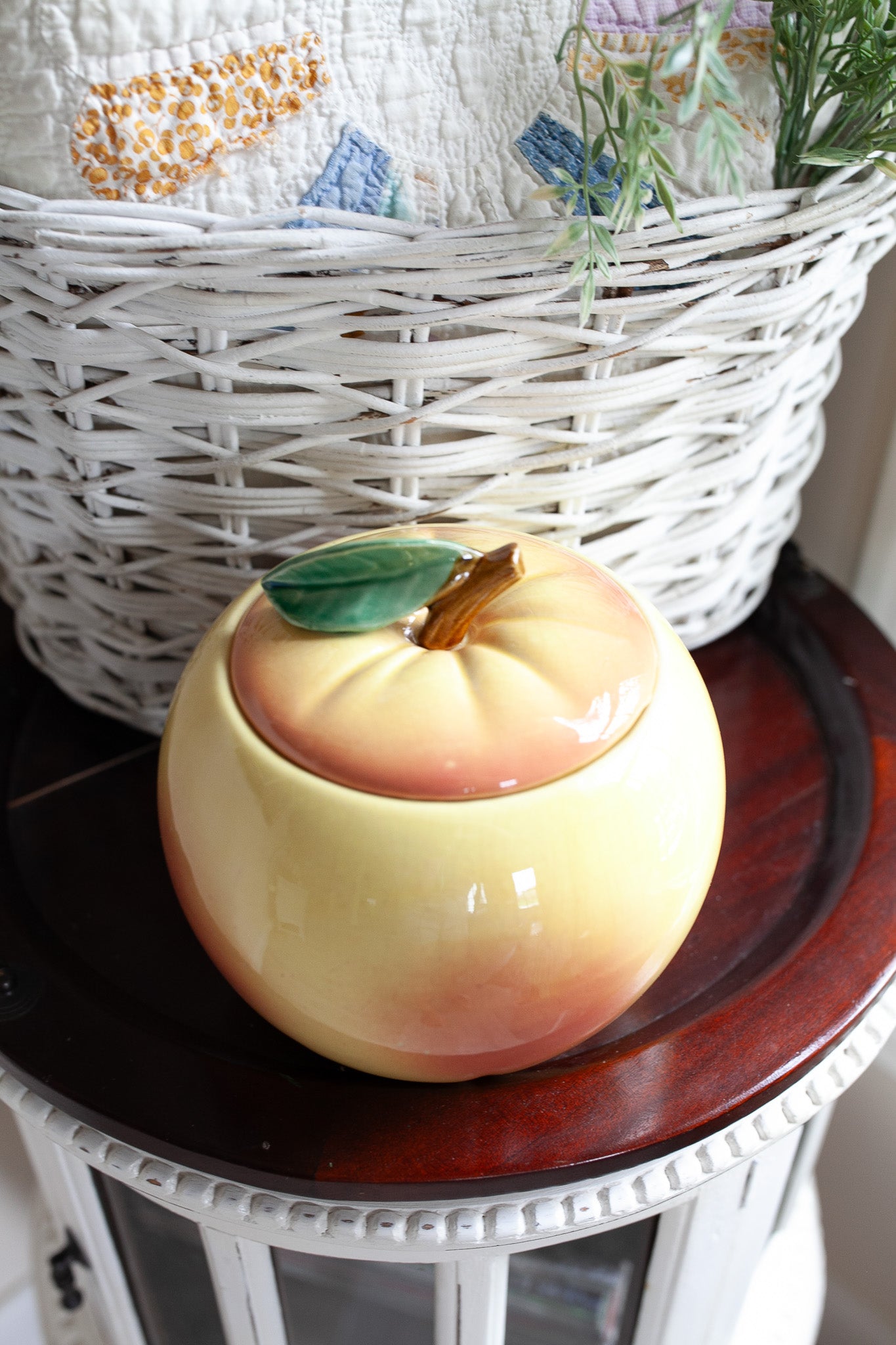 Vintage Apple Cookie Jar -McCoy Cookie Jar- Blushing Apple