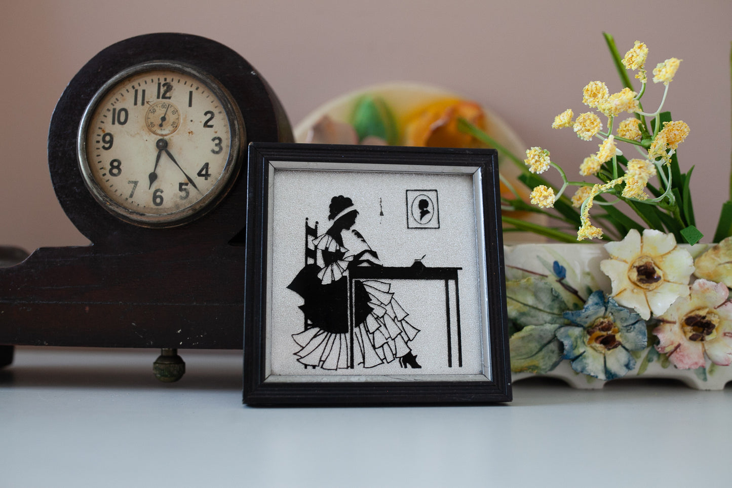 Vintage Silhouette - Lady Silhouette