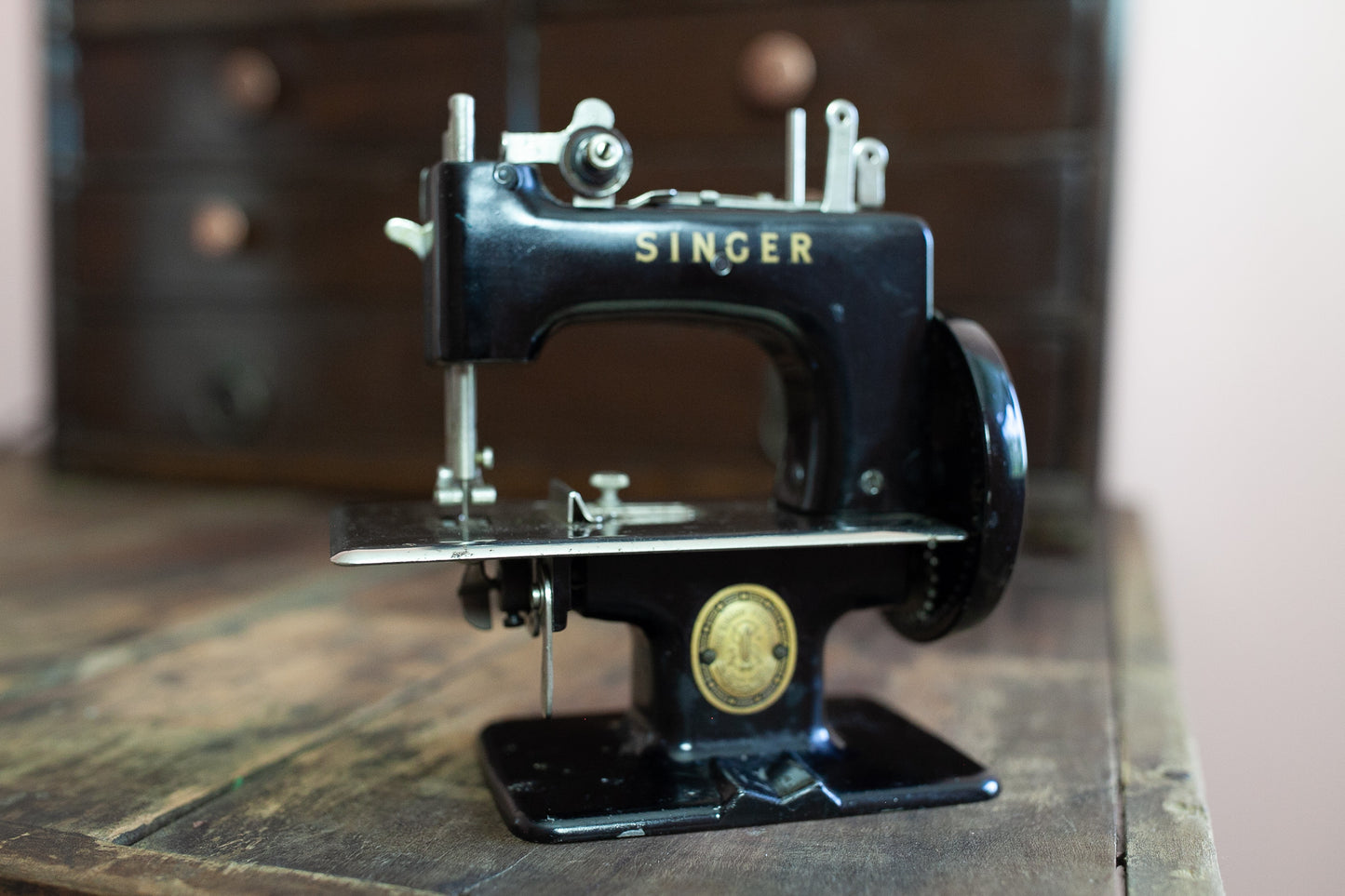 Vintage Singer Sew Handy Children's Sewing Machine Model 20-Vintage Miniature Singer Sewing Machine-Vintage Singer Children's Sewing Machine