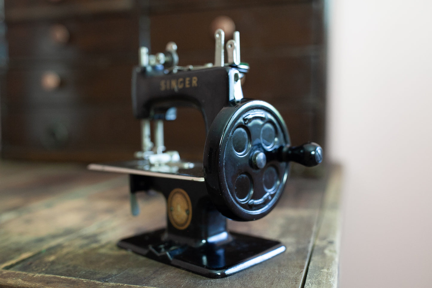 Vintage Singer Sew Handy Children's Sewing Machine Model 20-Vintage Miniature Singer Sewing Machine-Vintage Singer Children's Sewing Machine