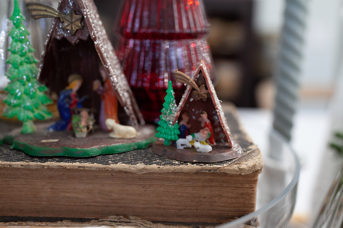 Vintage Nativity - Plastic Nativity Scene (3)