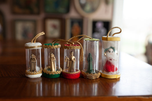 Vintage Christmas Ornaments - Plastic Diorama -Vintage Ornaments