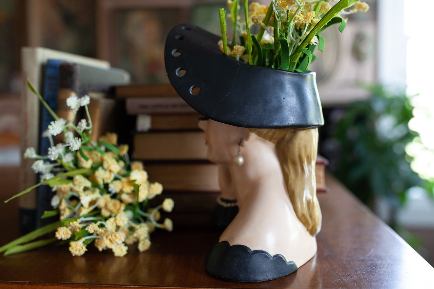 Vintage Lady Head Vase - Large 8.5" tall Napco C4819A 1960
