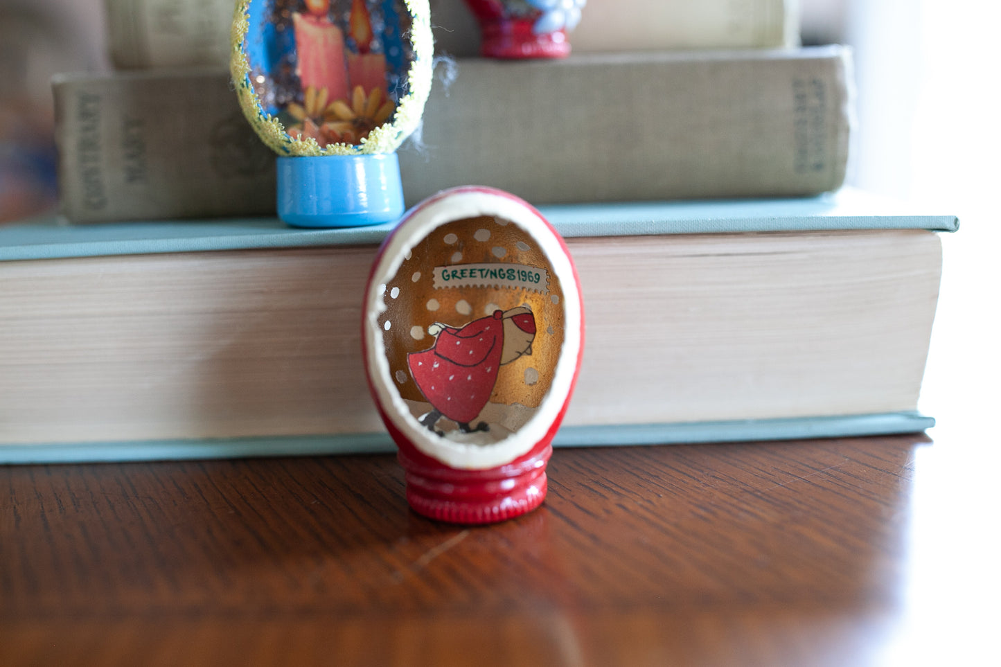 Vintage Egg Diorama -Christmas Diorama