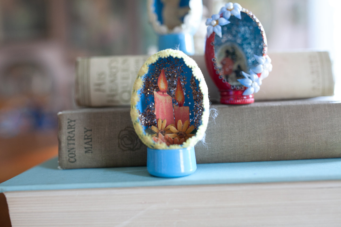 Vintage Egg Diorama -Christmas Diorama