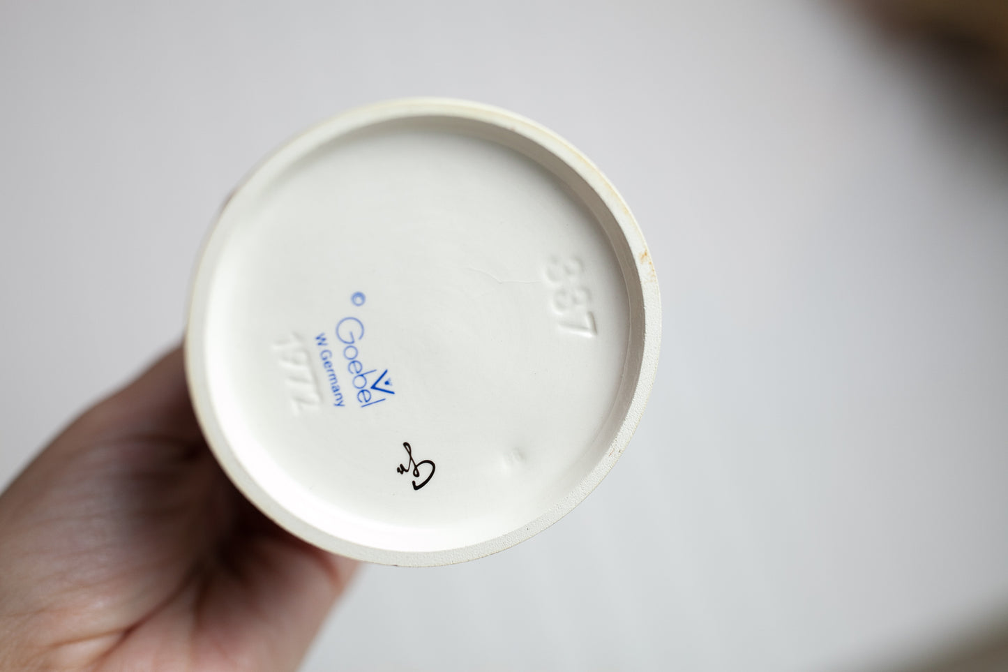 Hummel Goebel figurine, Cinderella, #342 Figurine, collectible Figurine, Bird lover