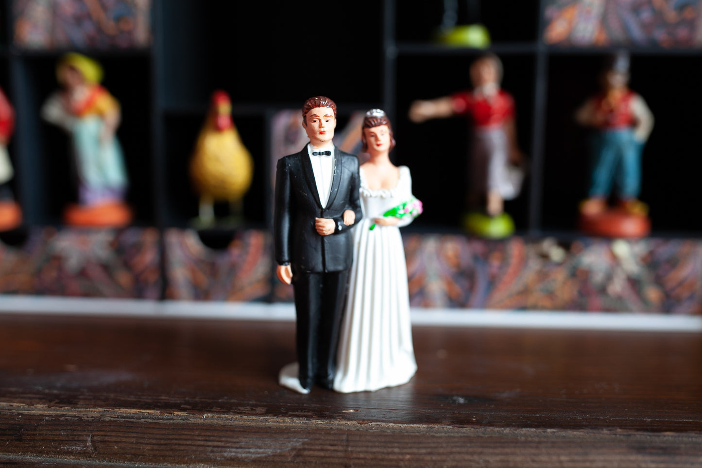 Vintage Bride and Groom Cake Topper - Vintage Plastic Cake topper