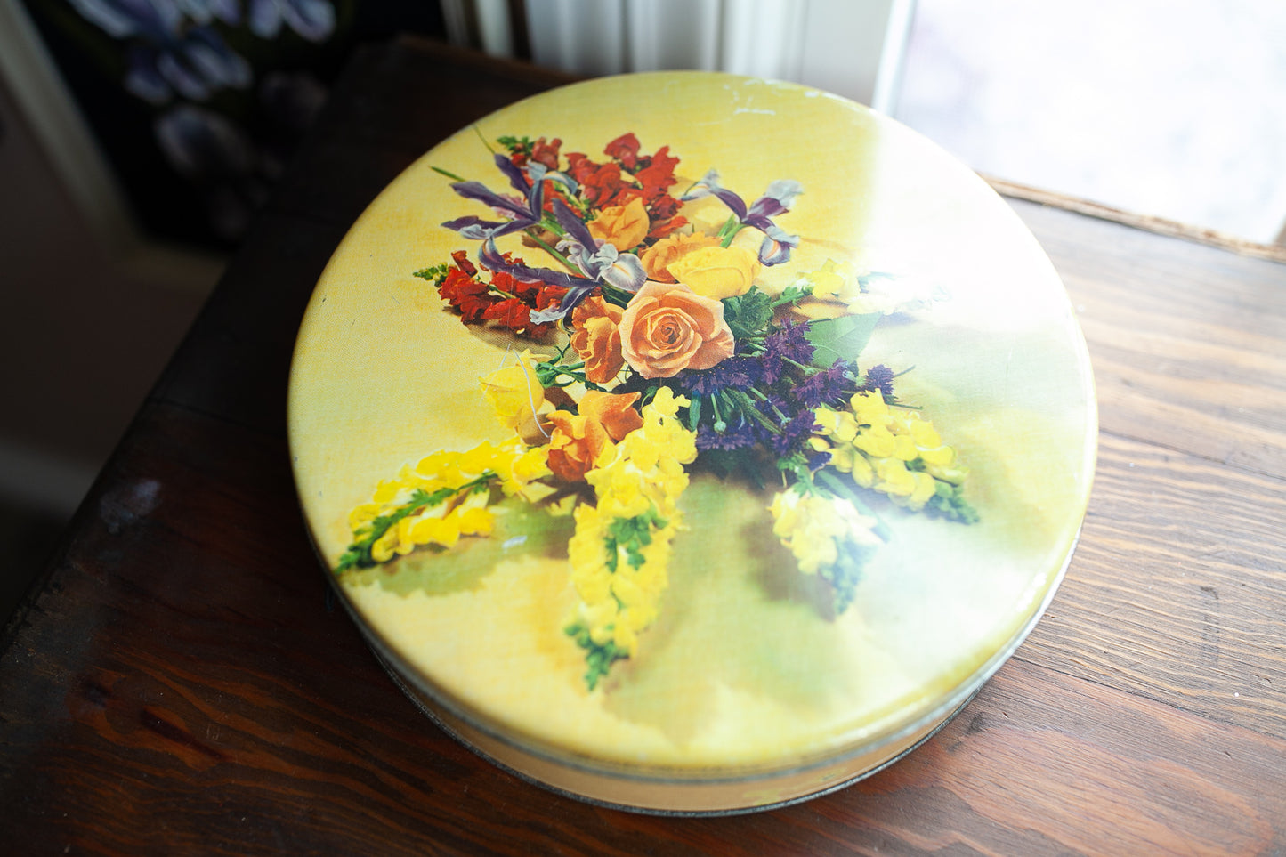Vintage Floral Tin - Yellow Floral Tin - Vintage Tin - Candy Tin