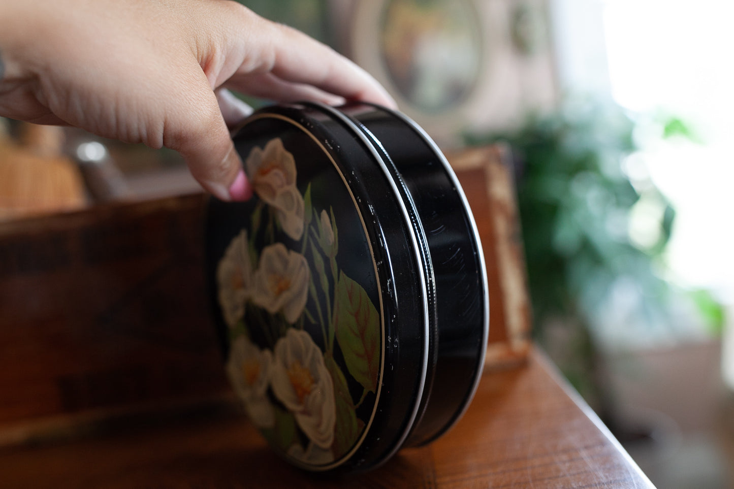 Vintage Floral Tin - Flower Tin