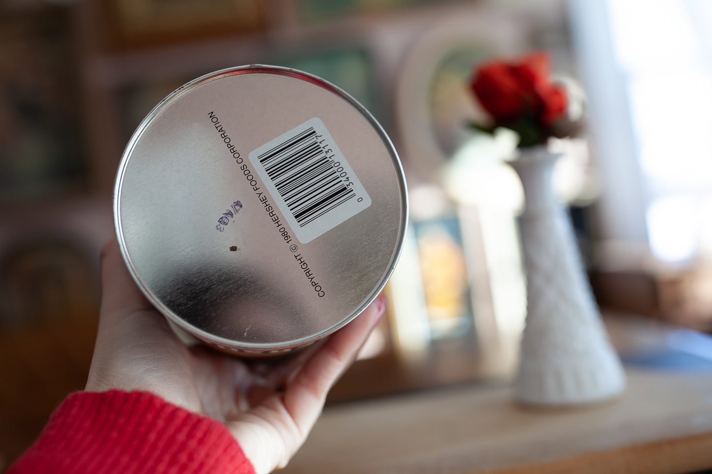 Vintage Tin- Hershey's Milk Chocolate Tin - Chocolate Tin - A Kiss for you