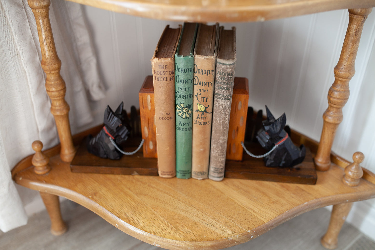 Vintage Scottie Bookends- Dog Bookends- Vintage Hand Carved Wooden Scottie Bookends Chained Hand Painted