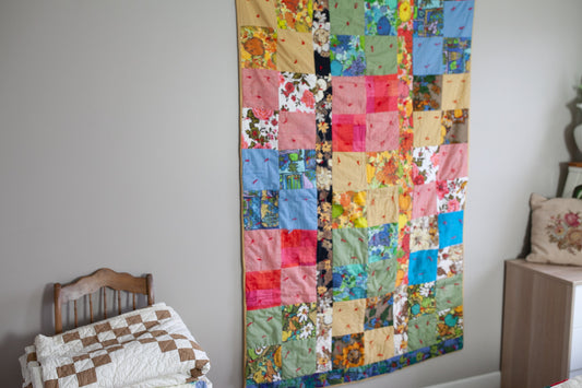 Vintage Quilt - Tie Quilt