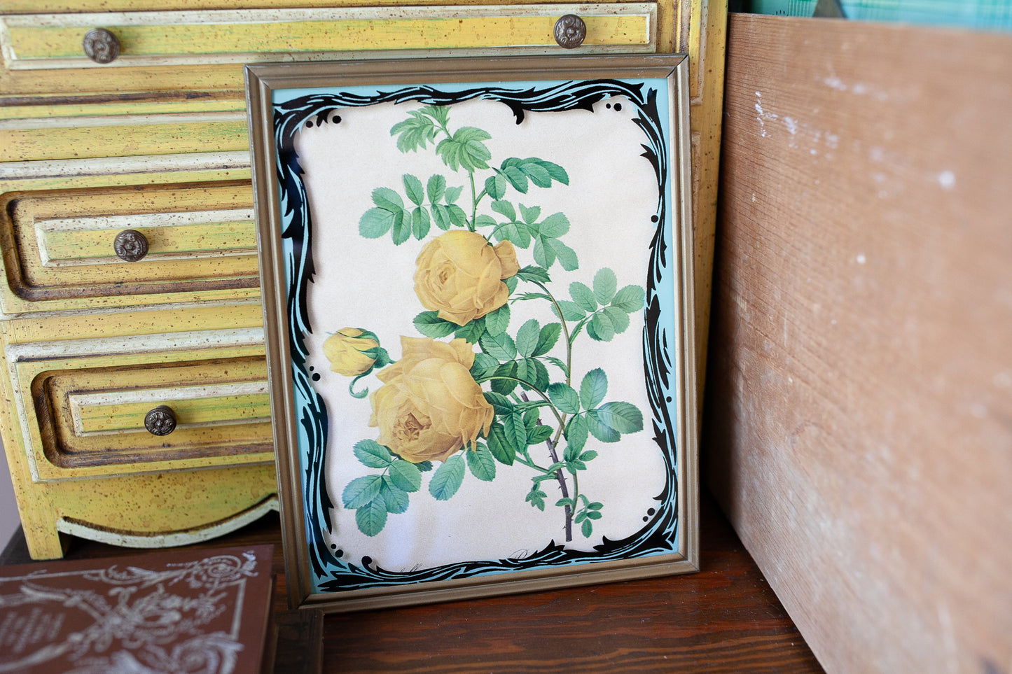 Vintage Floral - Framed Floral - Yellow Roses