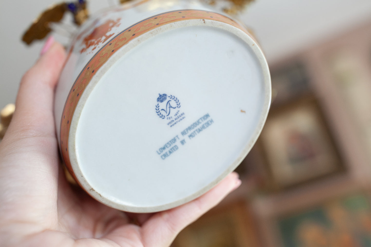 Vintage Mottahedeh Vista Allegre Portugal Metal Flowers Lowestoft Reproduction -Fleurs Des Siecles