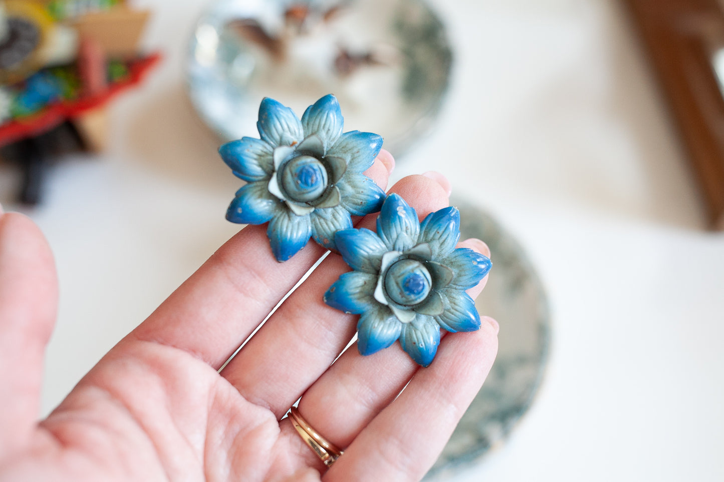 Vintage Floral Tie Backs - Flower Pins -Flower Tie Back Pin