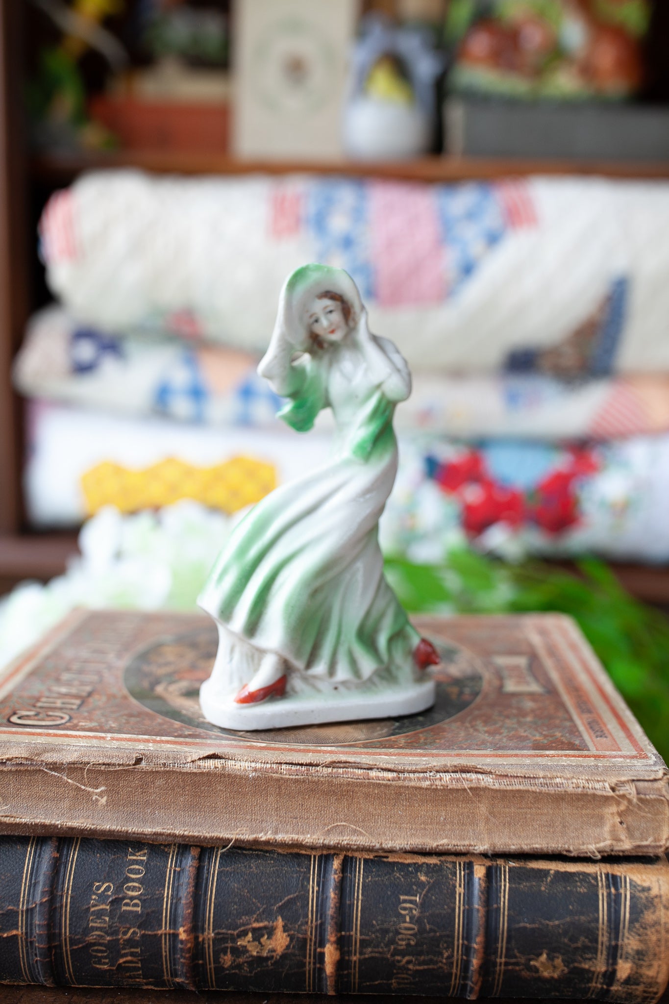 Vintage Lady -Lady in Green - Made in Japan -Art Deco Lady