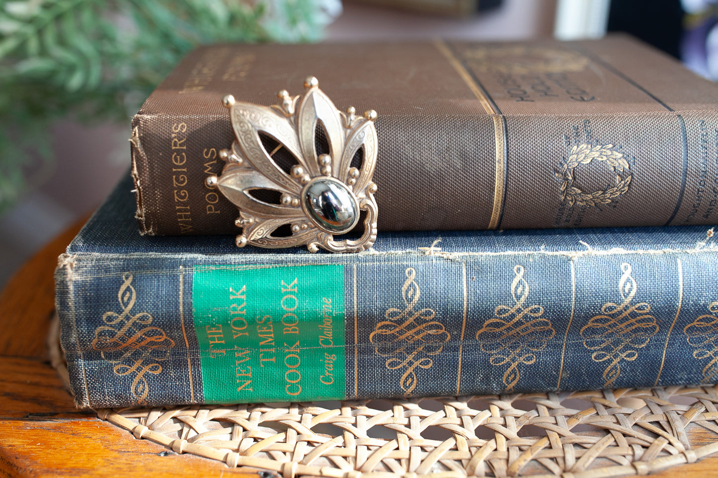 Vintage Brooch- Hematite and Gold Tone