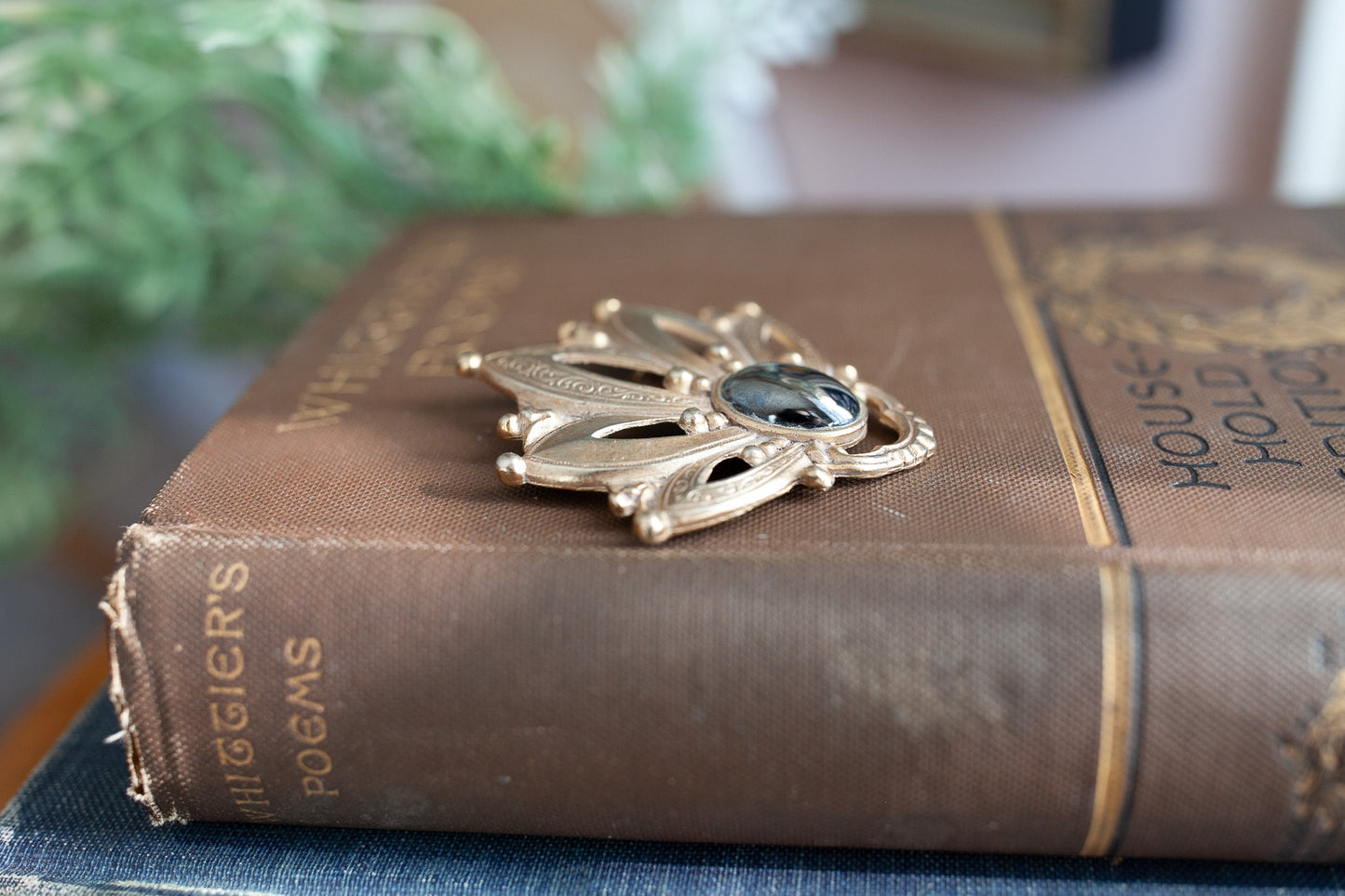 Vintage Brooch- Hematite and Gold Tone
