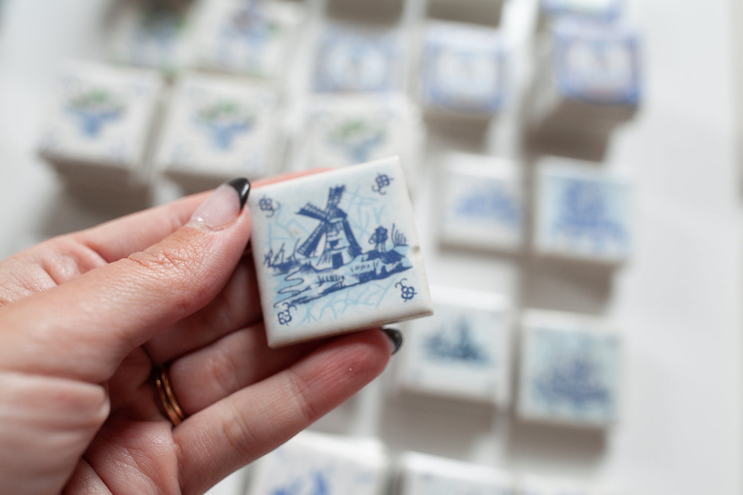 Vintage Tile - Small Tile - Dutch Tile - Netherlands- Porcelain Tile - Single Windmill Tile