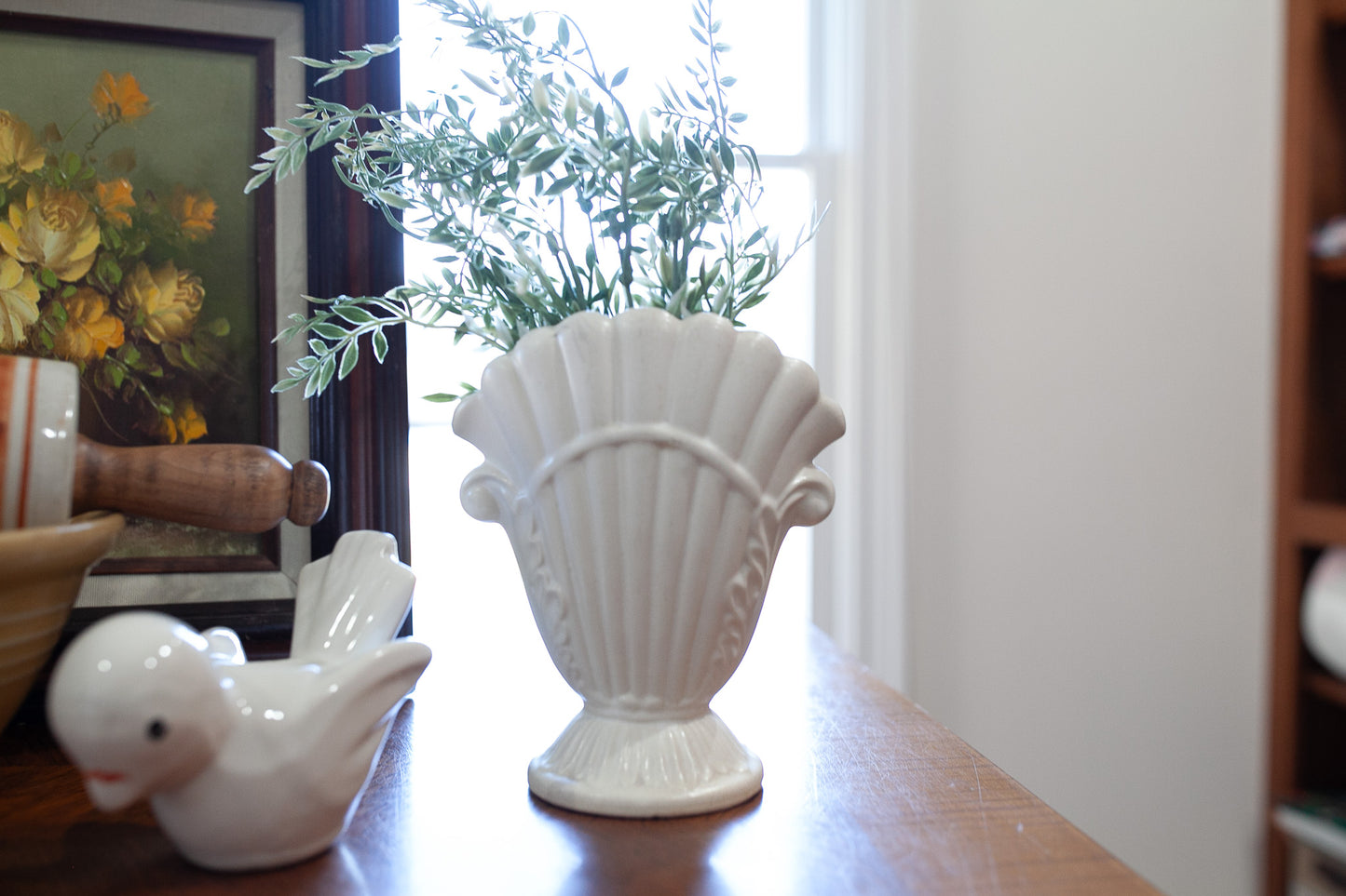 Vintage Pottery Vase- Shell Vase- White Pottery Made in Japan