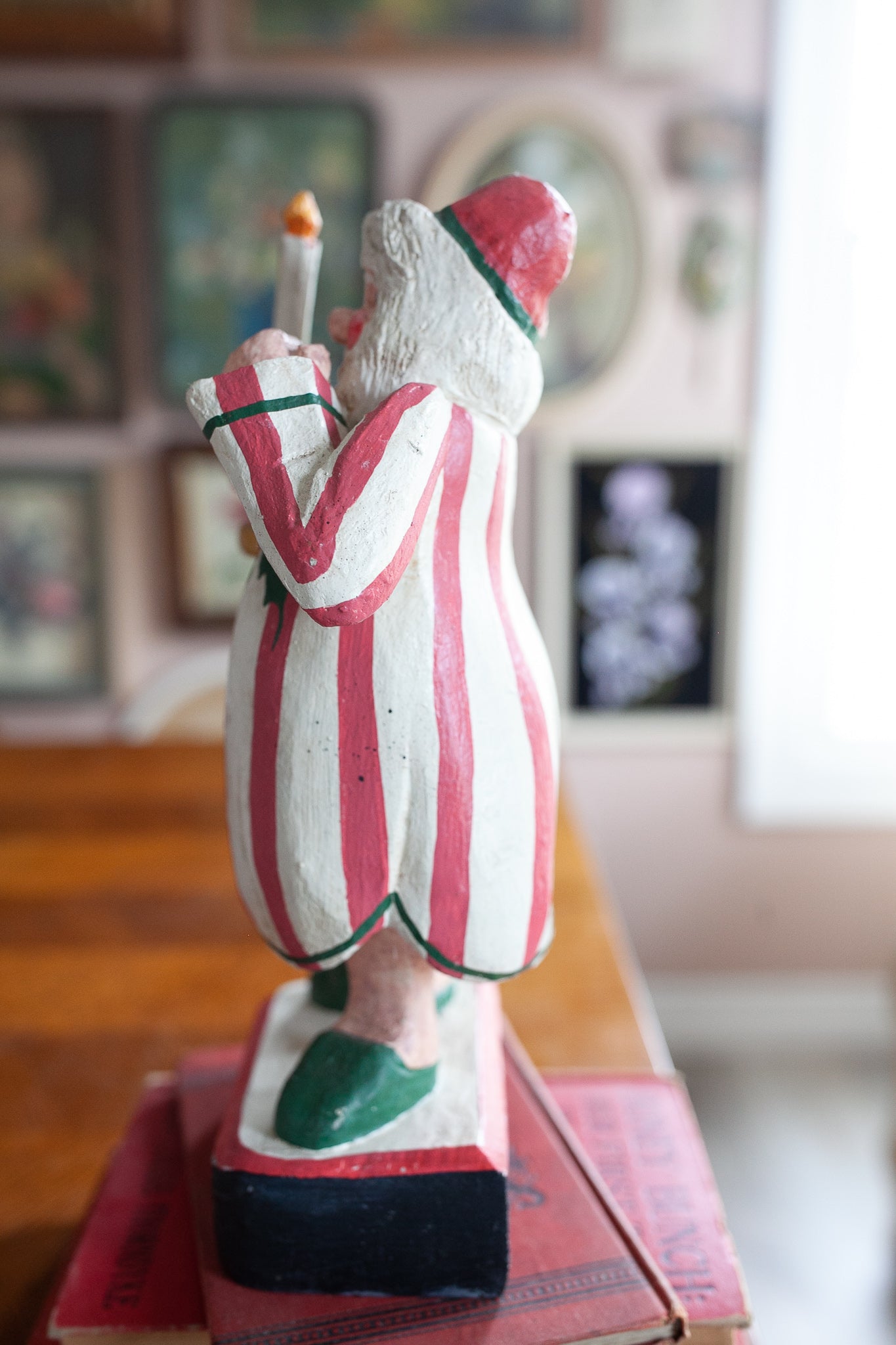Vintage Santa Claus - Sleepy Santa House of Hatten 1994