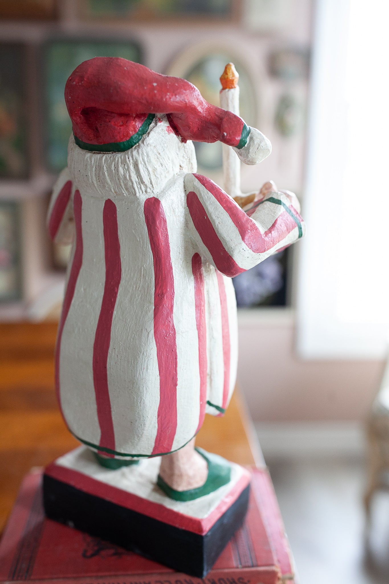 Vintage Santa Claus - Sleepy Santa House of Hatten 1994