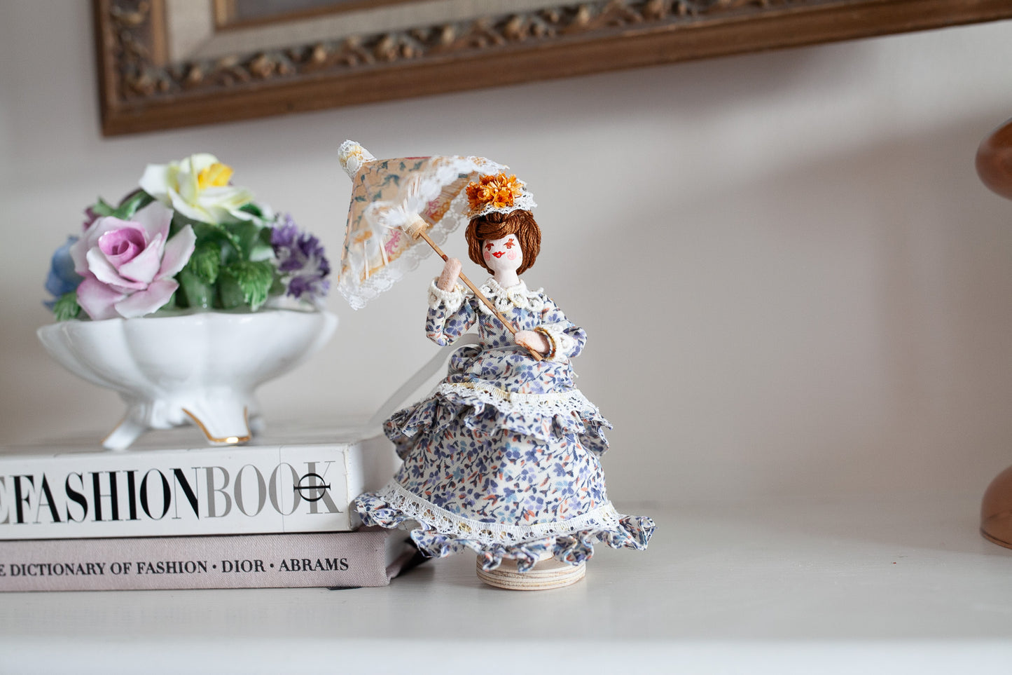 Vintage Peg Doll - Vintage little doll