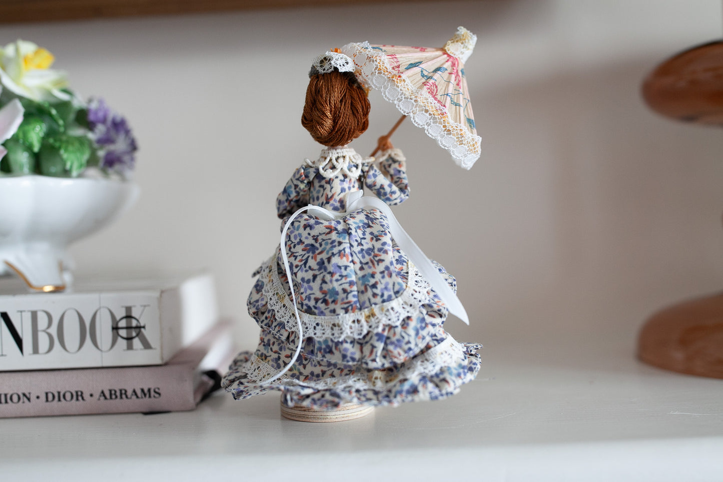 Vintage Peg Doll - Vintage little doll