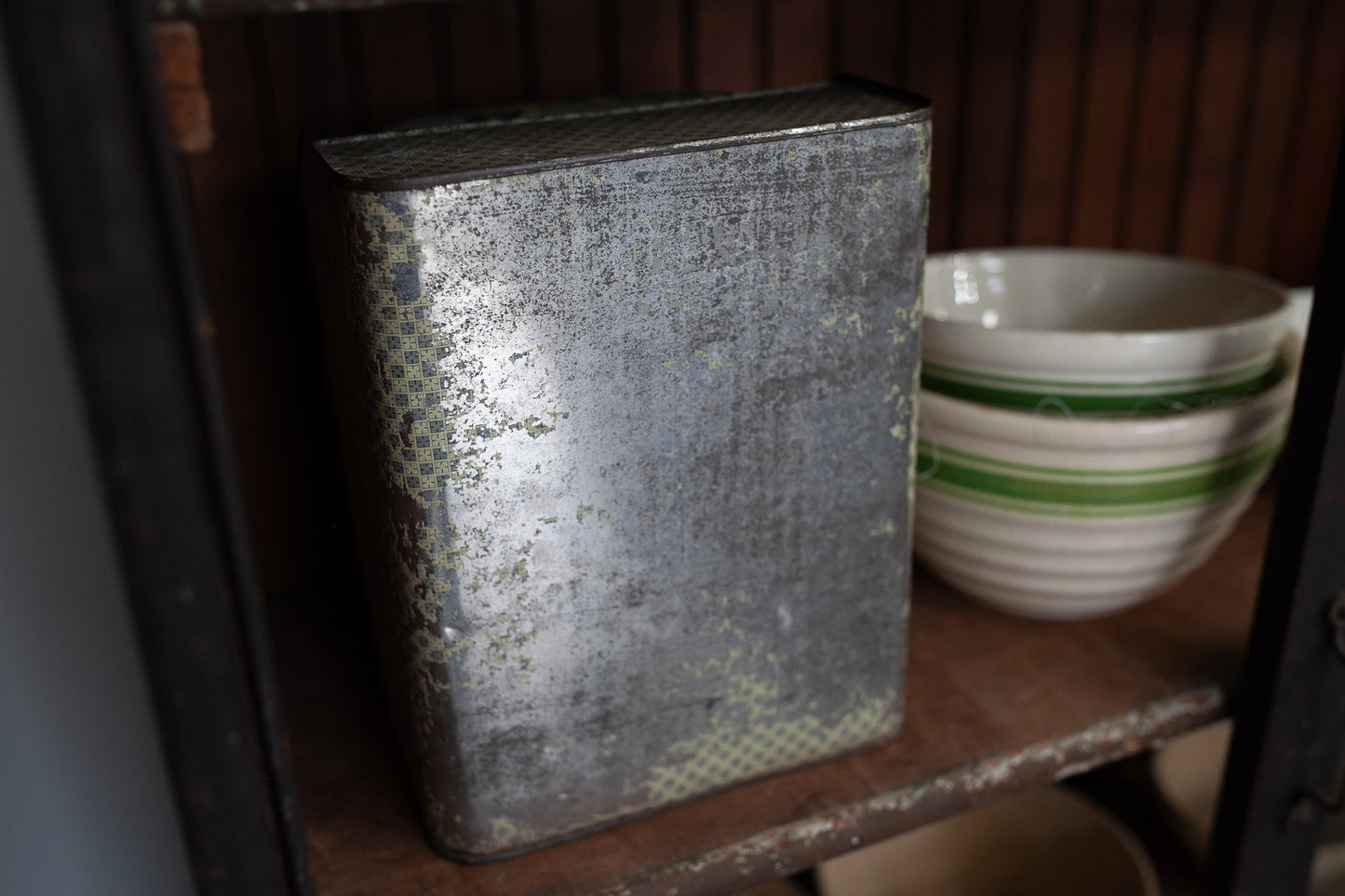 Antique Tin- Antique Cinnamon Tin with Hinged Lid- Tin General Store Spice Box