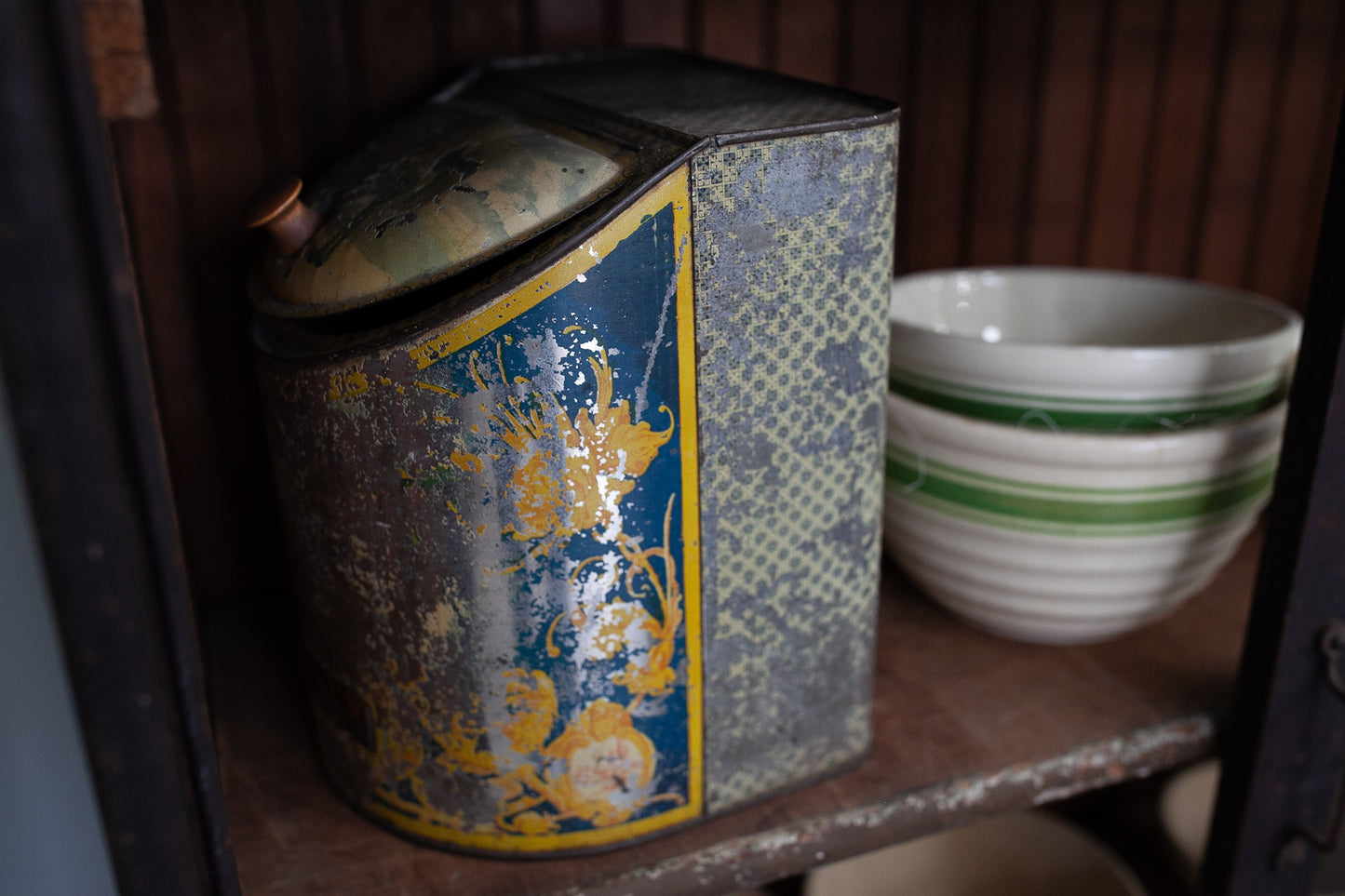 Antique Tin- Antique Cinnamon Tin with Hinged Lid- Tin General Store Spice Box