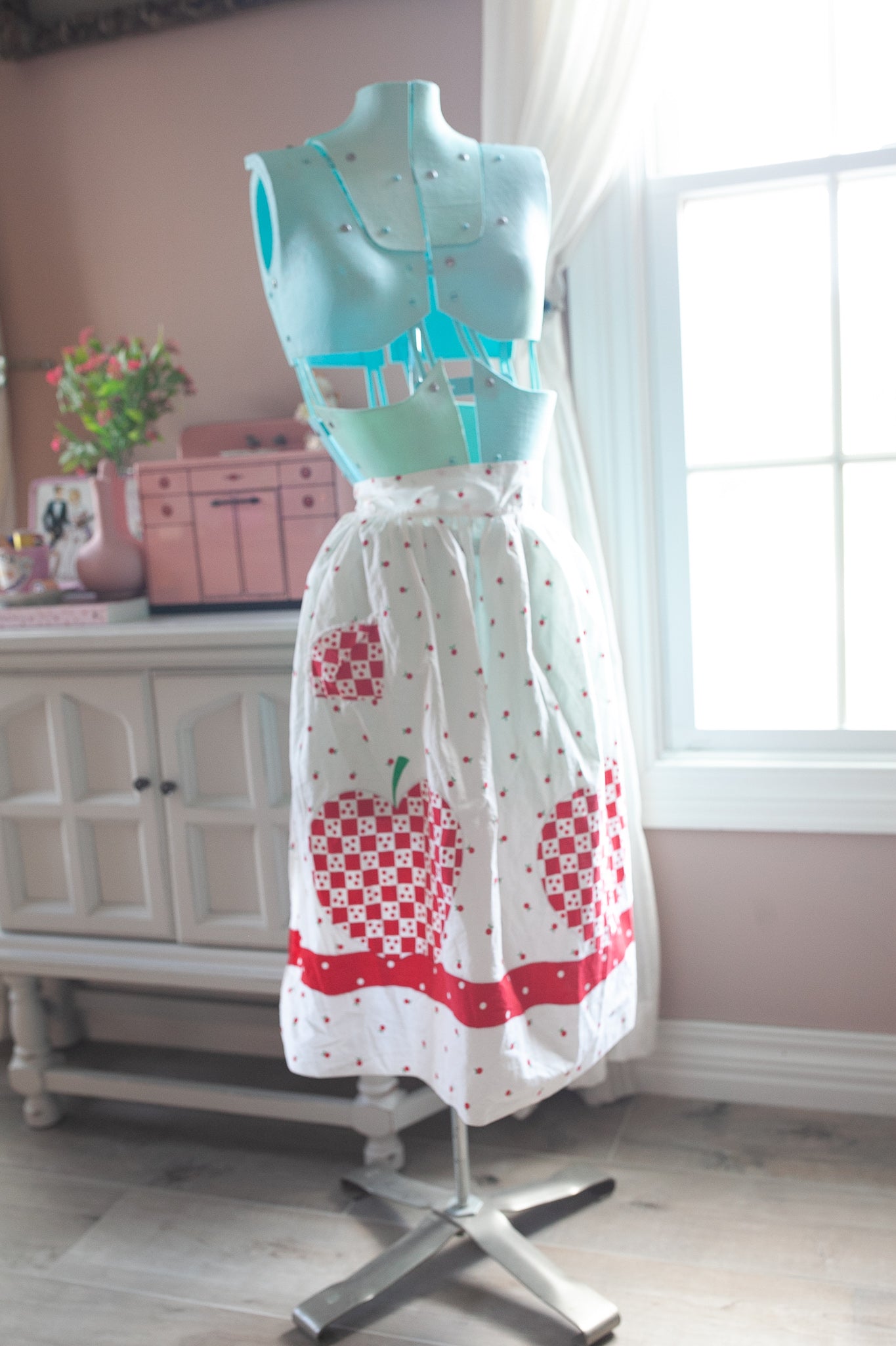 Vintage Apron- Half Apron - Apple apron