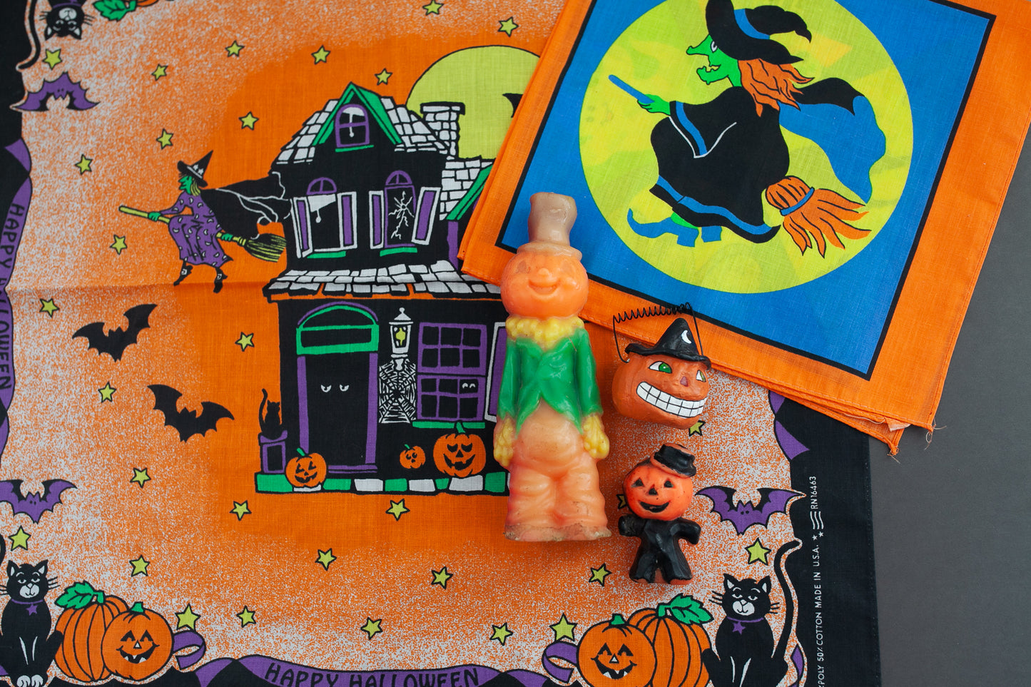 Vintage Napkins- Halloween Fabric- Halloween Napkins