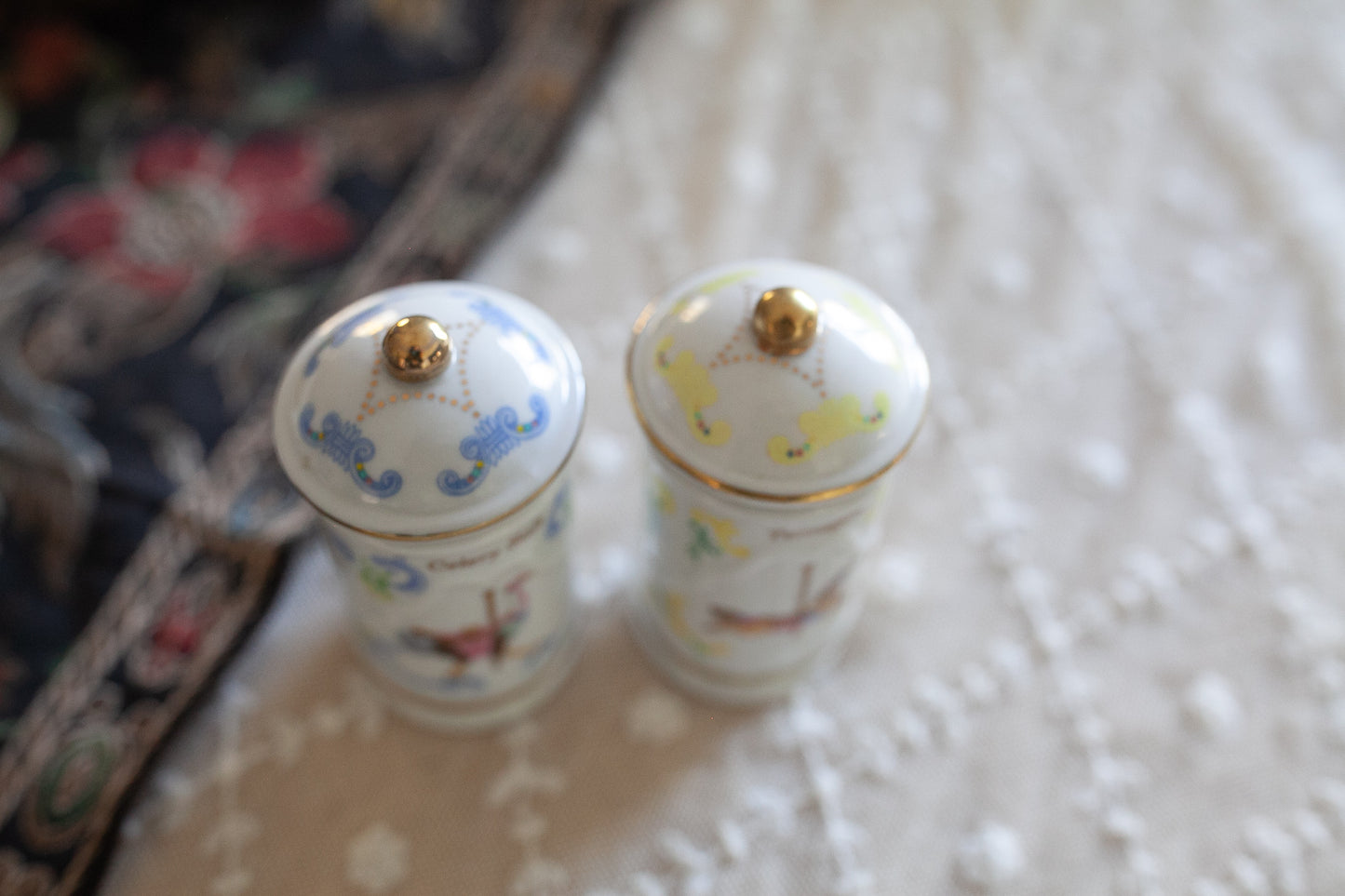 Lenox Carousel Spice Holder Tarragon Horse, 1993 Lenox Carousel Spice Jars, Vintage Spice Jars, Vintage Spice Holders, Spice Canisters, Celery Salt