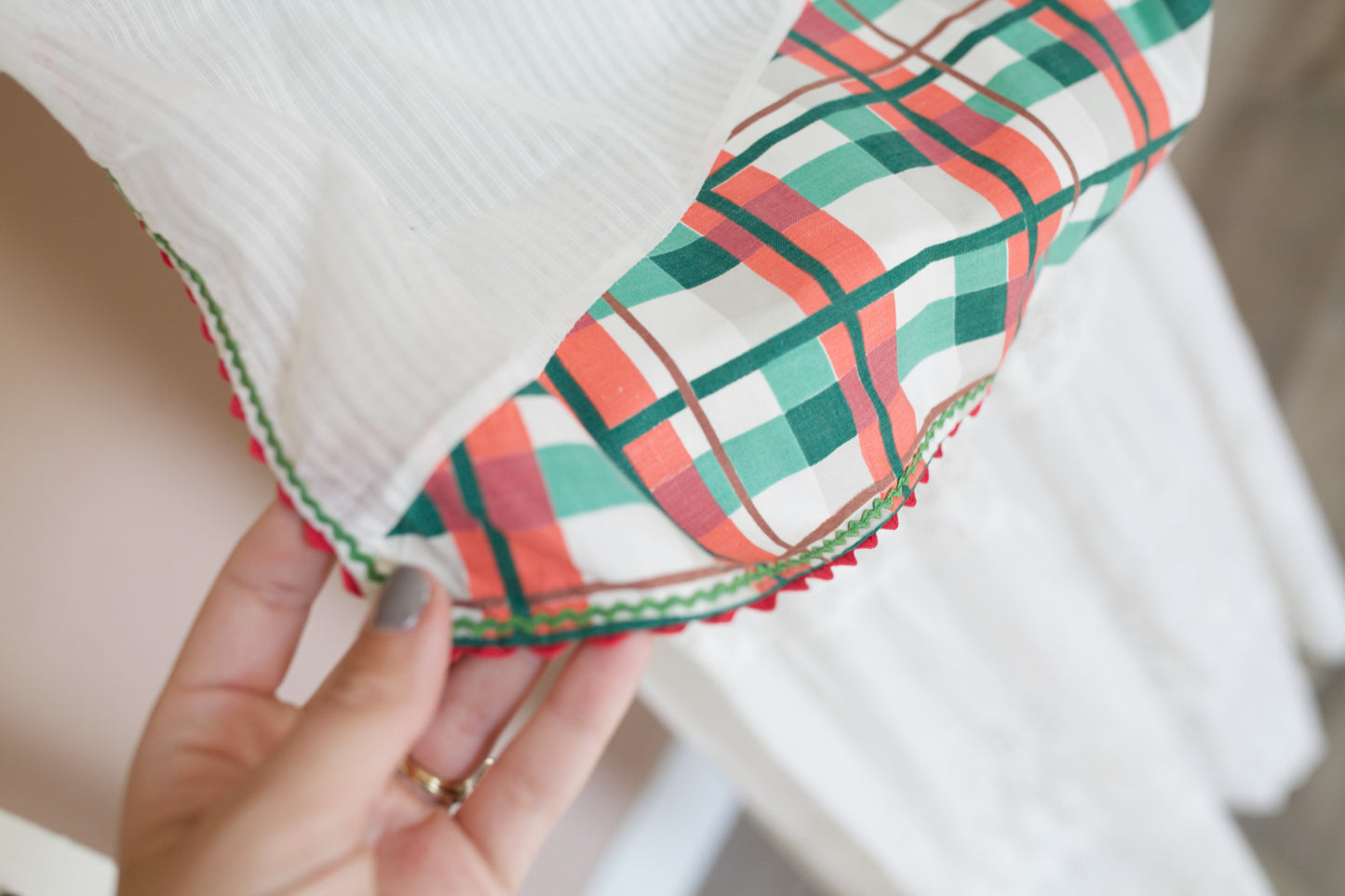 Vintage Apron- Half Apron- Red and Green Plaid Apron- Christmas Apron
