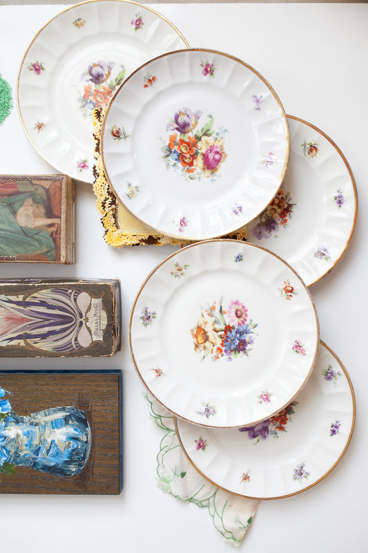 Vintage Kahla German Democratic Republic /set of 4 hand painted Floral Plates /  Flower Pattern /1937 - 1957.