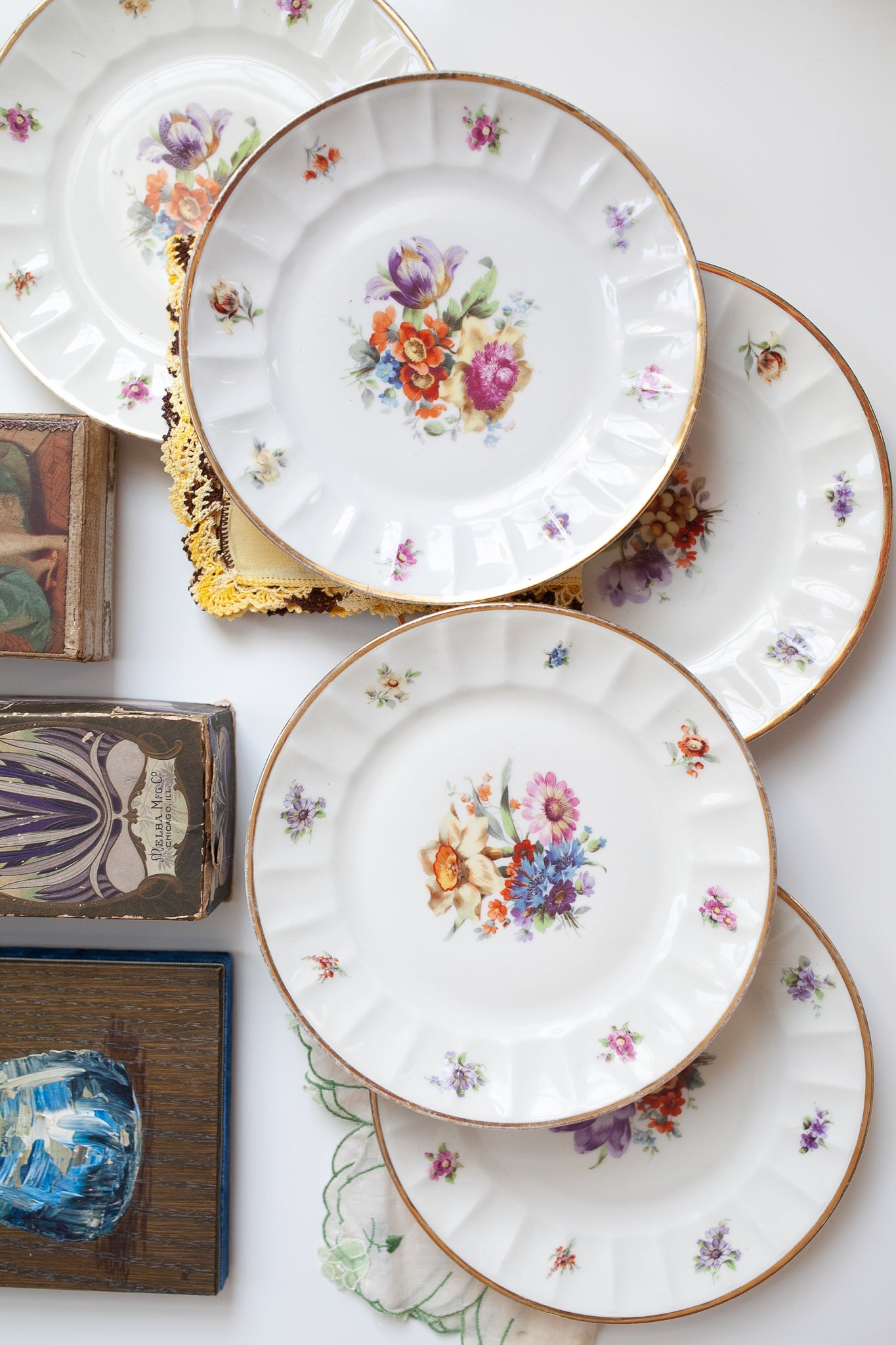 Vintage Kahla German Democratic Republic /set of 4 hand painted Floral Plates /  Flower Pattern /1937 - 1957.