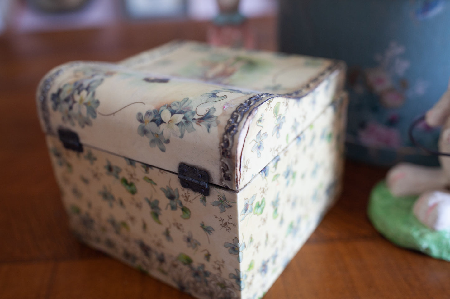 Antique Collar box -Celluloid Dresser Box