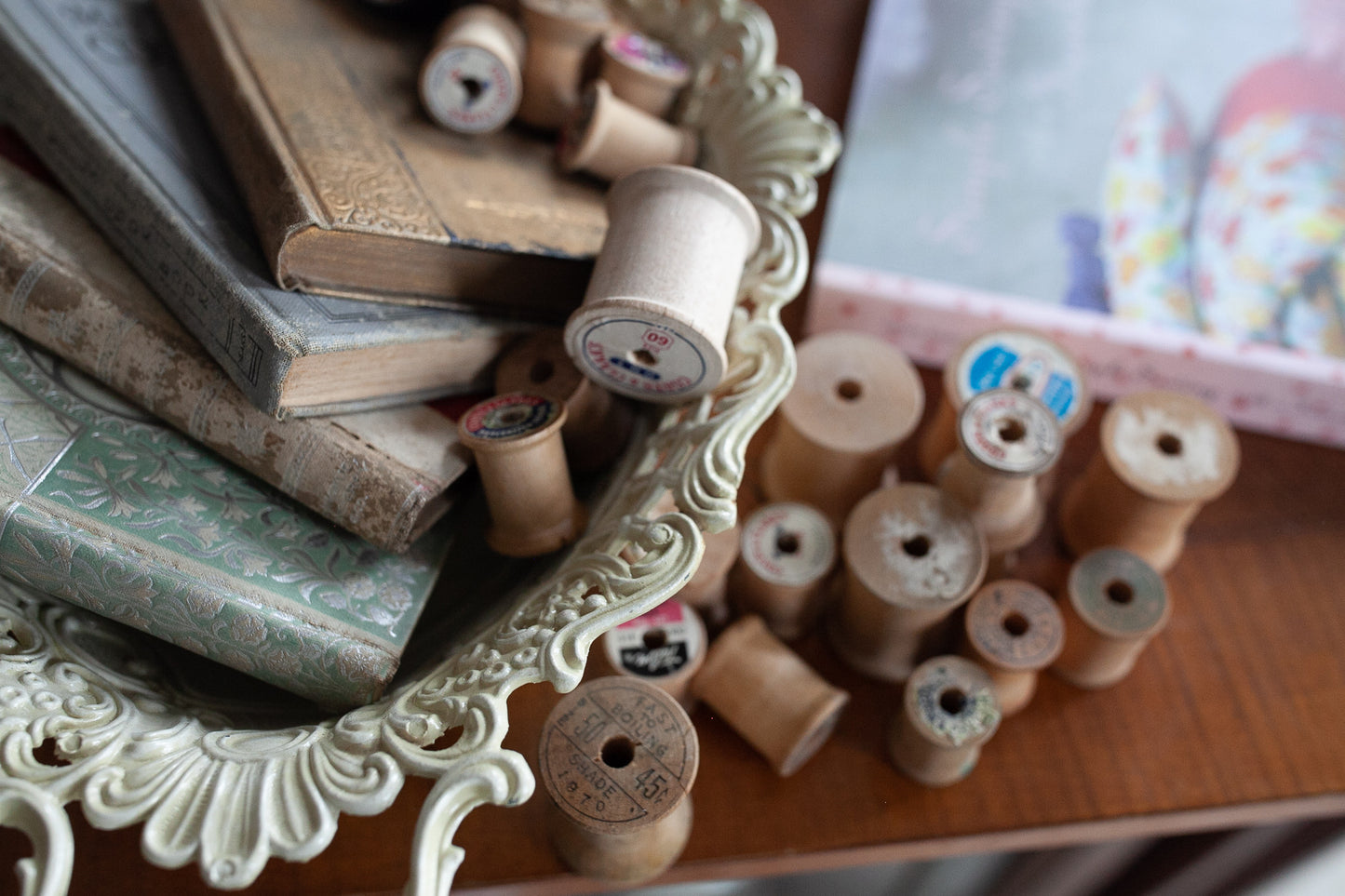 Vintage Bowl - Off White Reticulated Cast Iron Floral Bowl -Handled Bowl Made in Italy