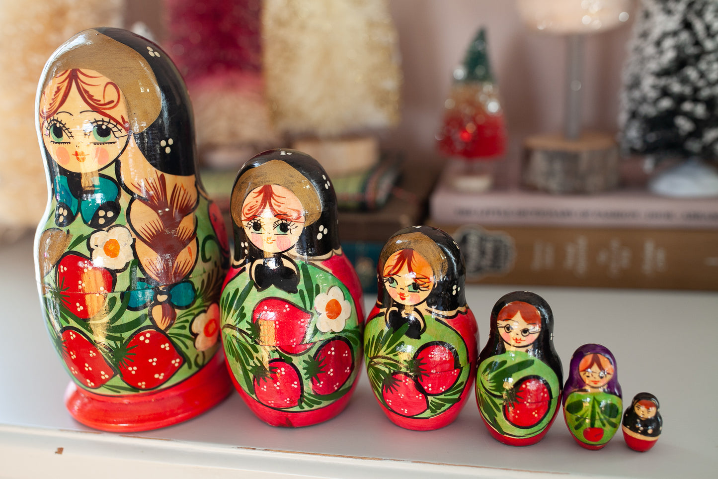 Nesting Dolls -Vintage Nesting Dolls- Wooden Painted Dolls