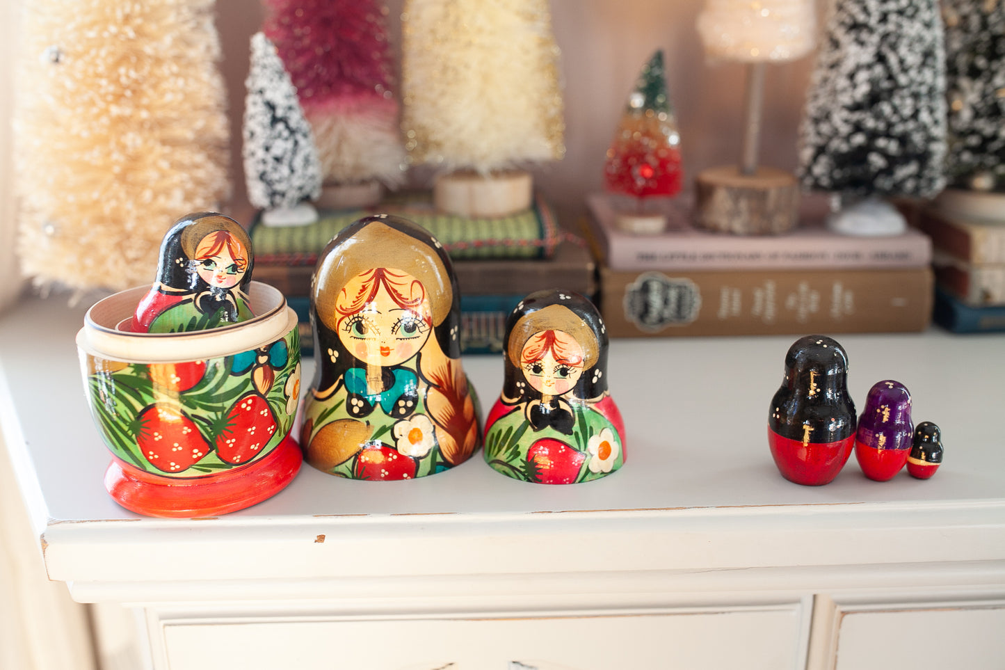 Nesting Dolls -Vintage Nesting Dolls- Wooden Painted Dolls