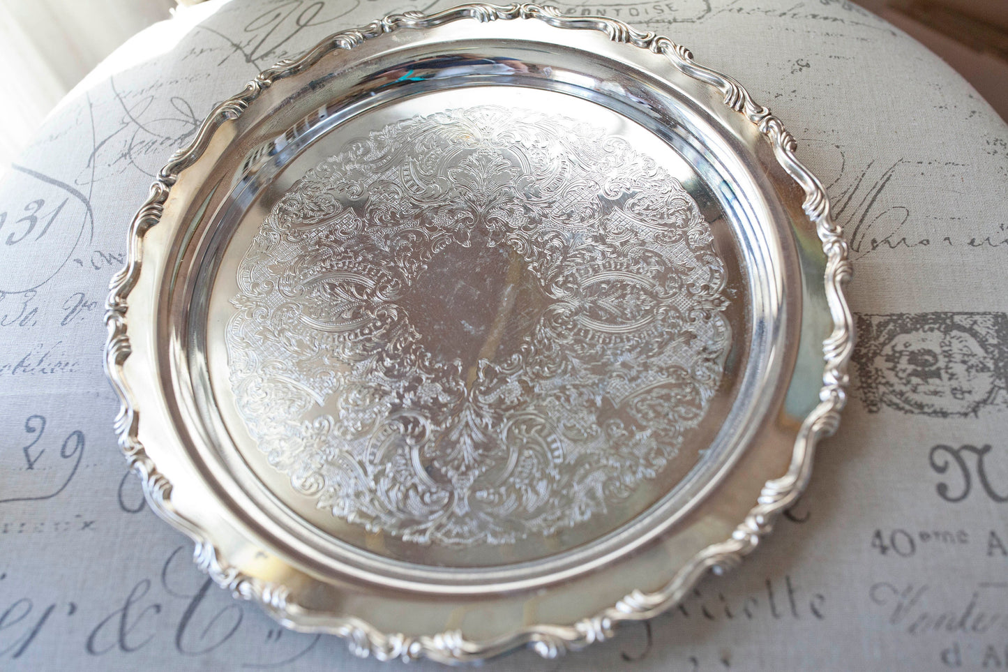 Vintage Silver Plate and Glass Serving Tray by Oneida with Glass Insert with Five Divides , 1970s Oneida