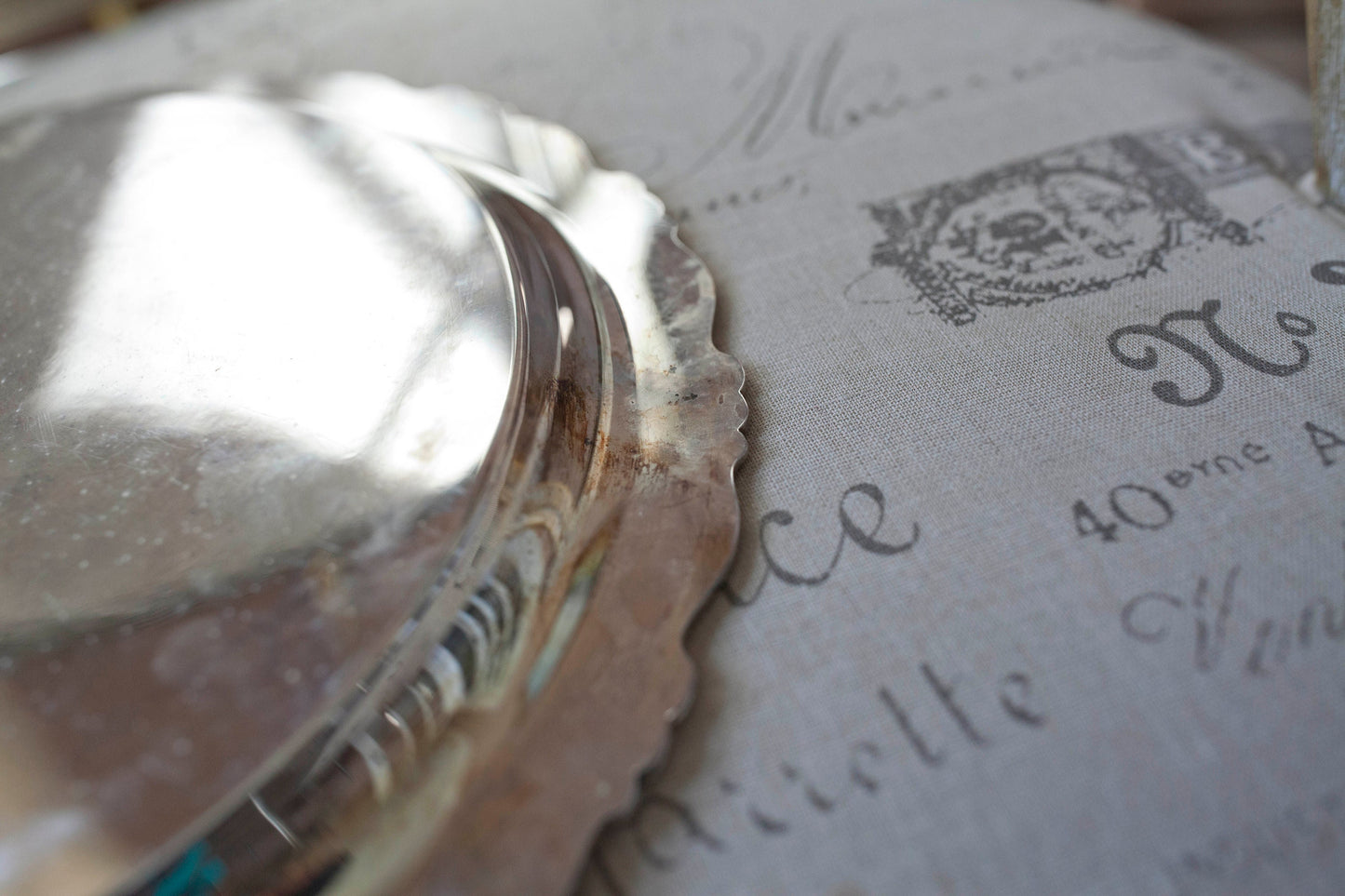 Vintage Silver Plate and Glass Serving Tray by Oneida with Glass Insert with Five Divides , 1970s Oneida